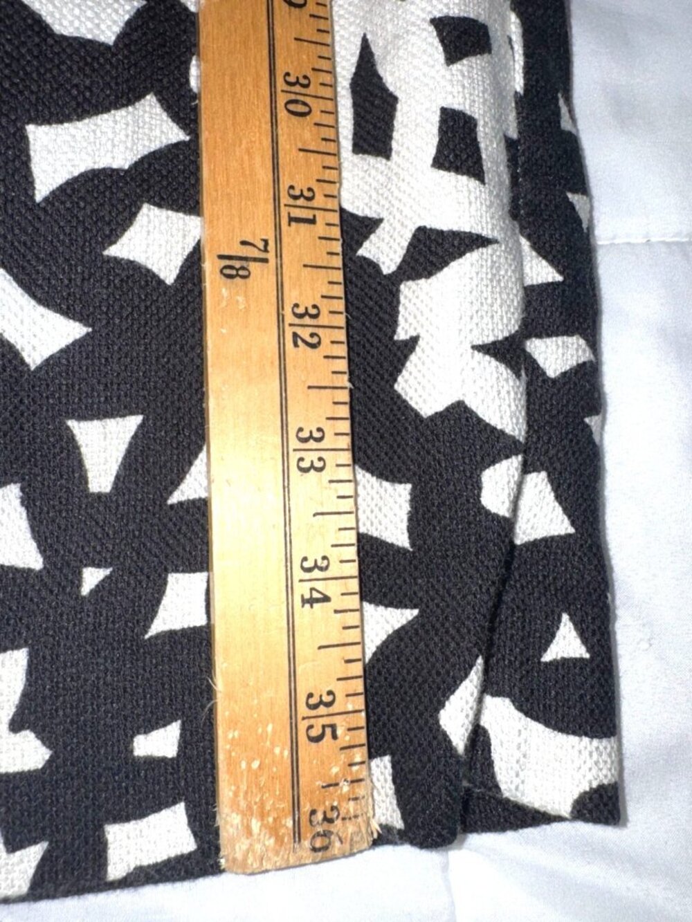 Talbots Black & White Geometric Print Cap Sleeve Dress Size 4 Cotton Blend - Picture 6 of 7